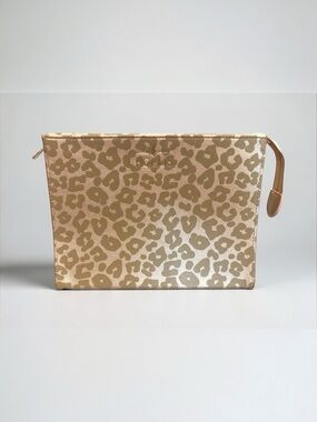 NEW W/ TAGS Hollis Leopard Cheetah Print Accessory Makeup Zippered Travel Pouch